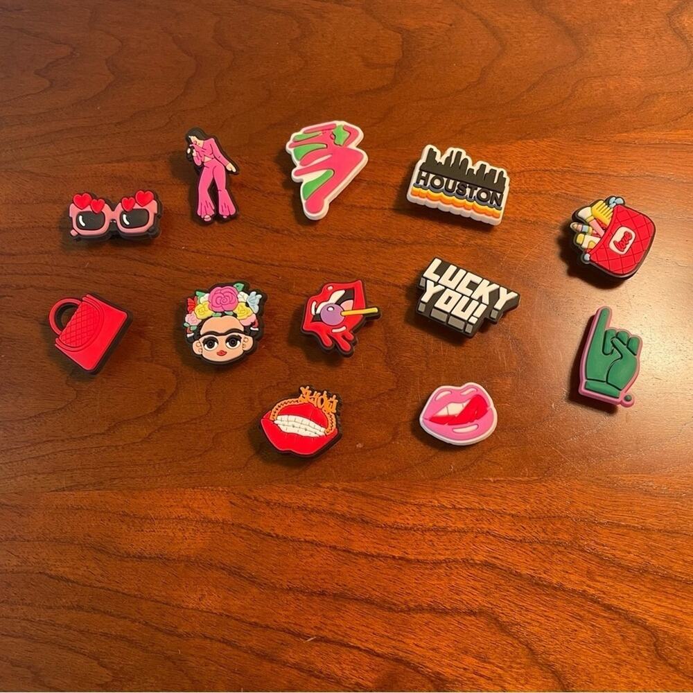 Beauty Shoe Charms‎ 12 Pieces NEW